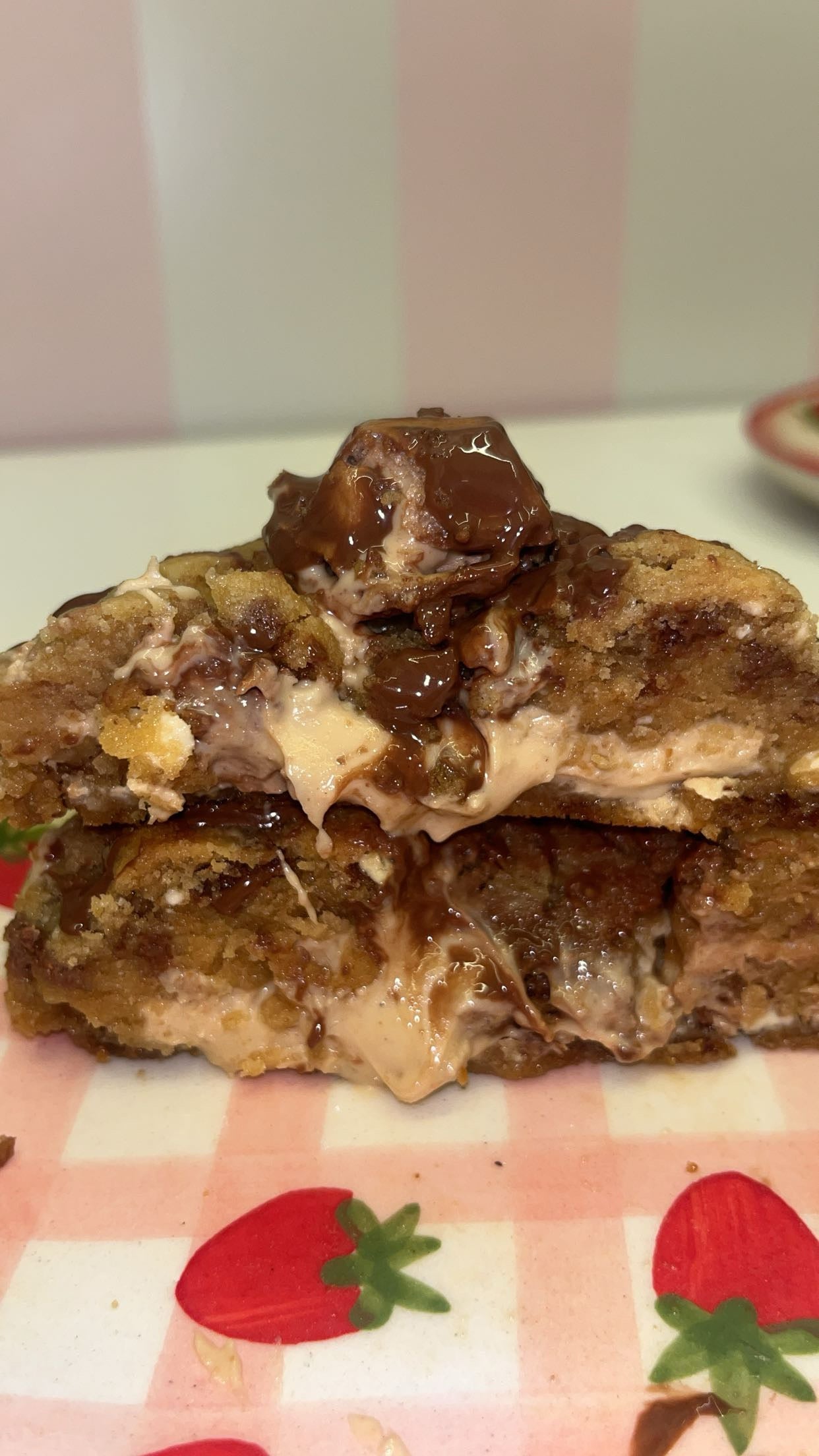 kinder bueno cookie